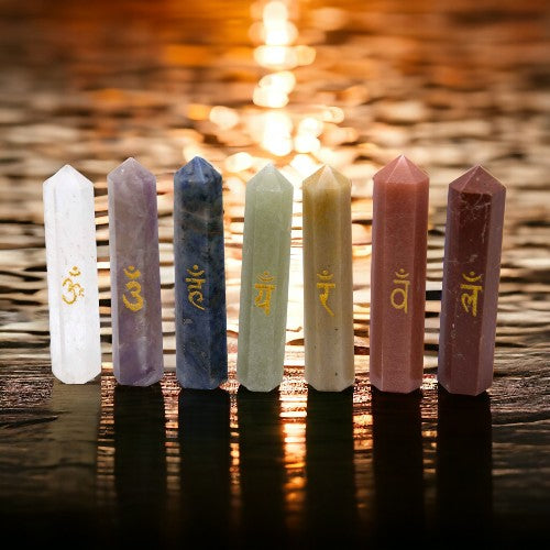 SET DE 7 PUNTAS 7 CM MINERALES 7 CHAKRAS REF 1590