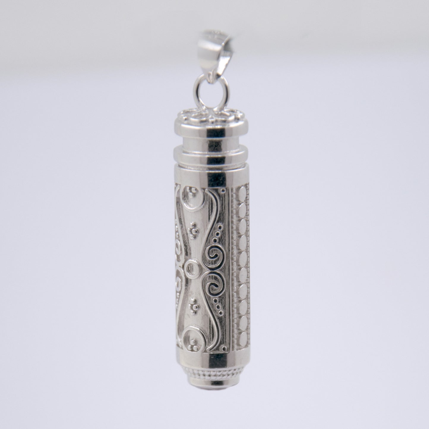 Colgante Urna Plata de Ley Labrada clara REF1890